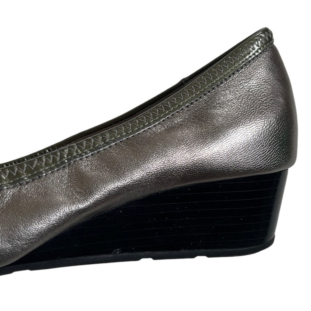 EUC Cole Haan Leather Wedges Size Pewter Size 7 Narrow - Picture 4 of 8